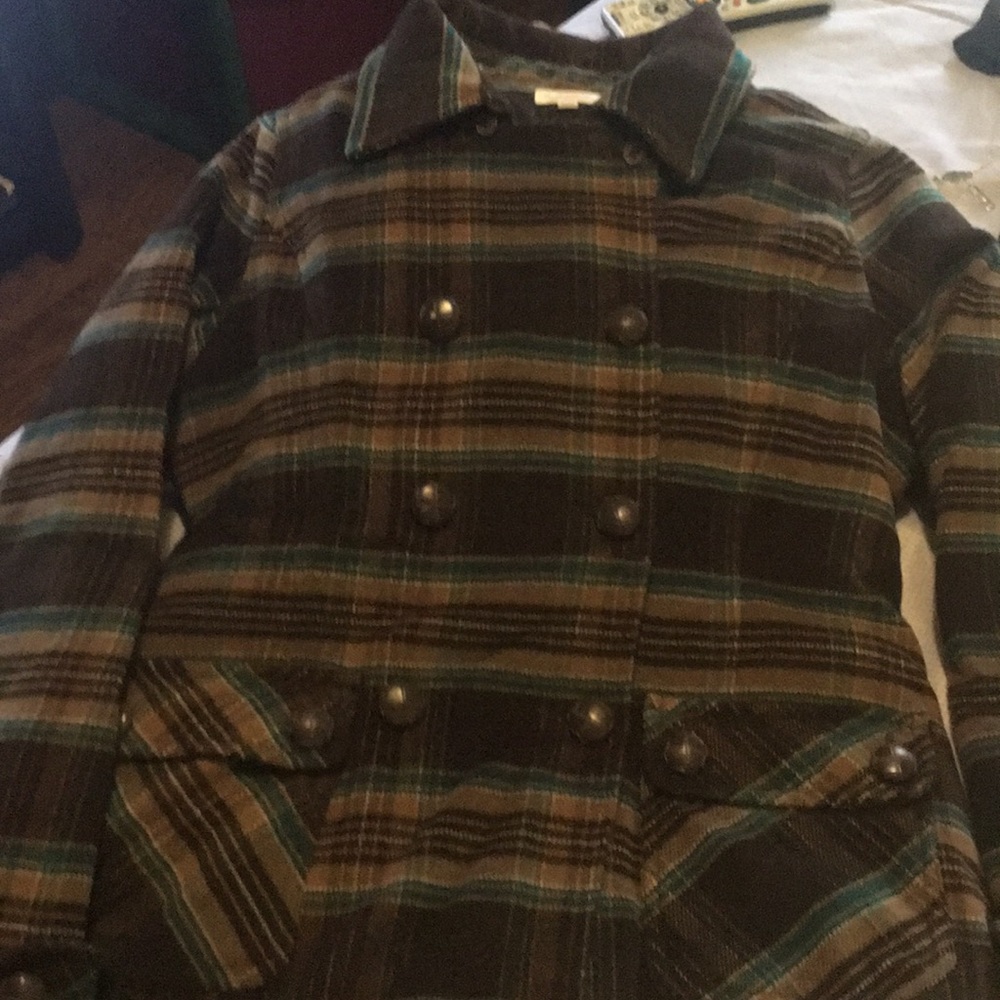 Size Medium, Browns and green plaid pea style coat